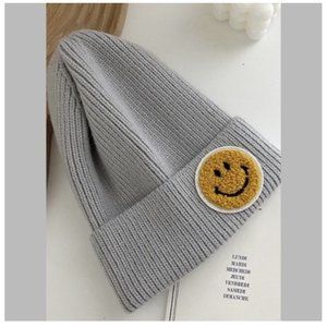 Knit Ribbed Smiley Face Hat Beanie Skull Cap Grey